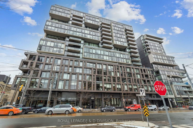 111 Bathurst St, unit 423 for rent