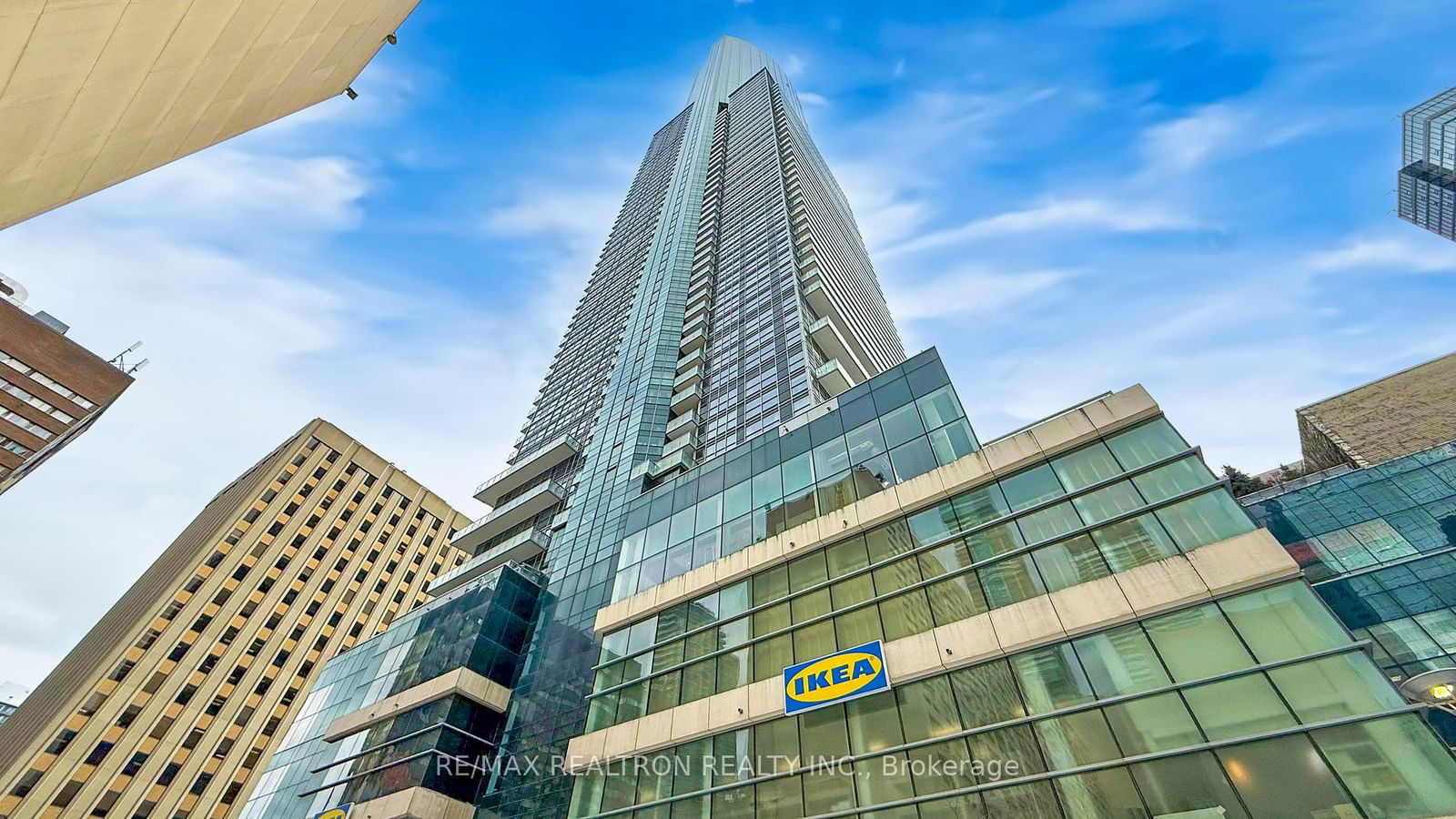 386 YONGE ST St E, unit 1104 for sale