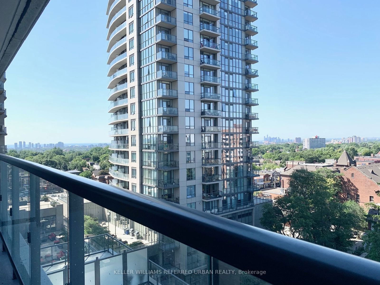 1486 Bathurst St, unit 801 for rent