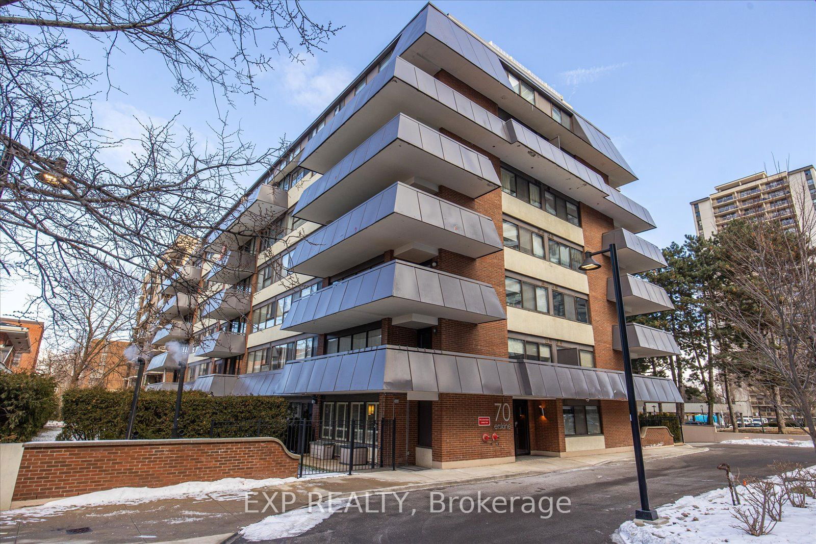 70 Erskine Avenue Condos, Midtown, Toronto