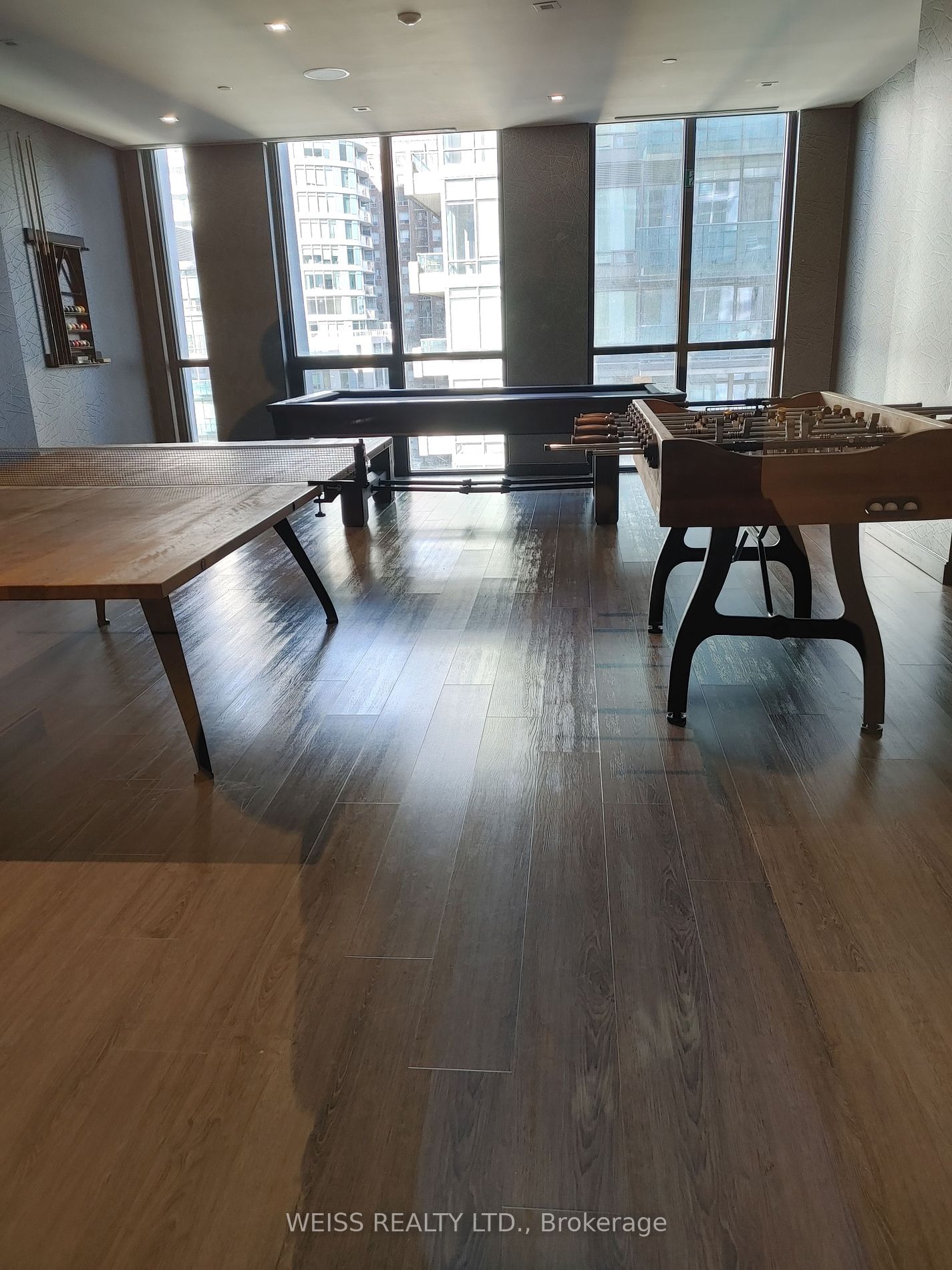 1 Yorkville Ave, unit 1210 for rent