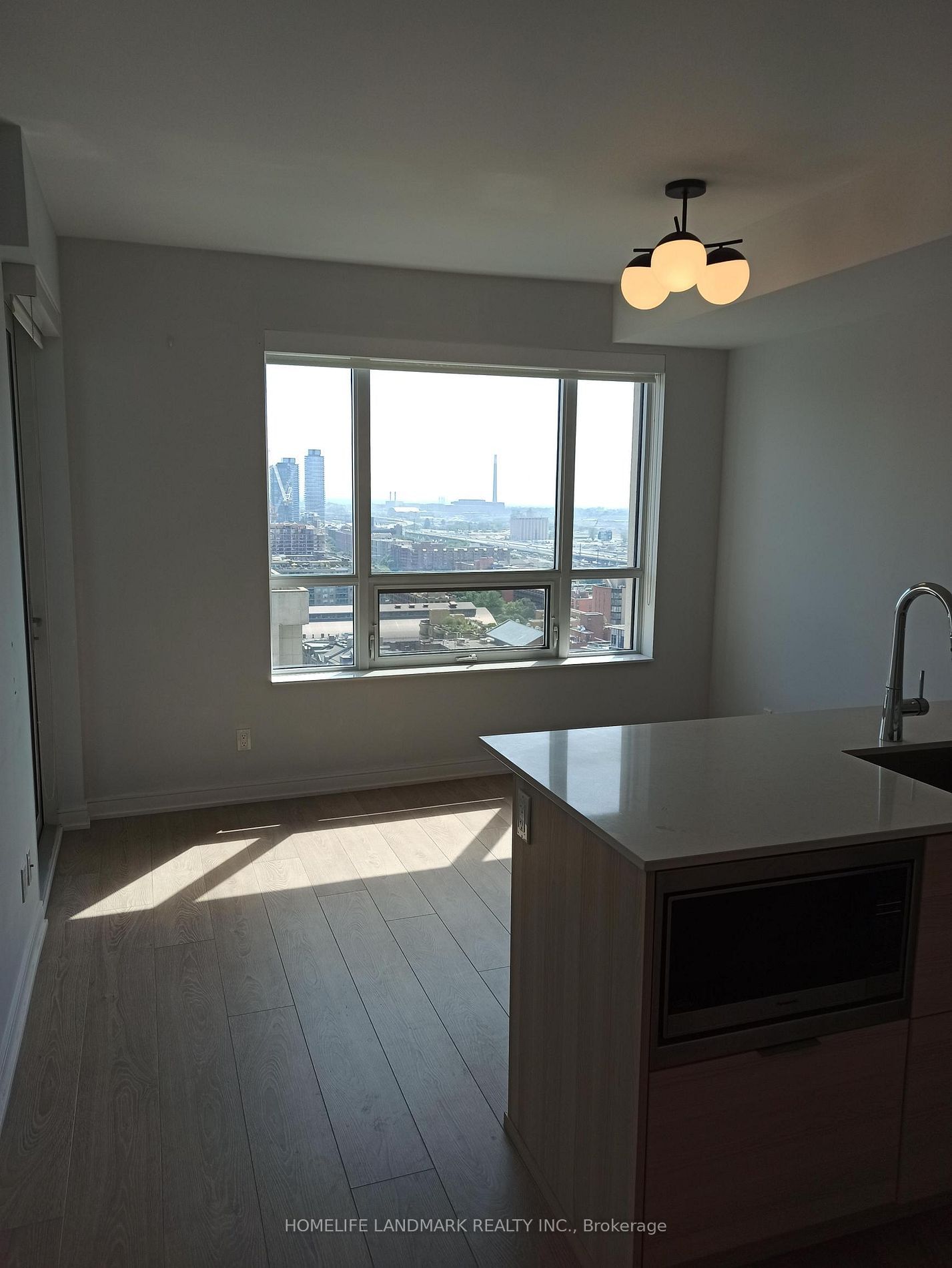 88 Scott St, unit 2005 for rent