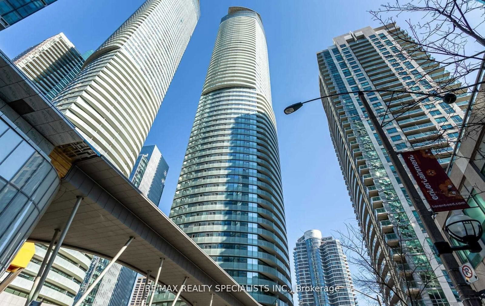 12 York St, unit 3210 for rent