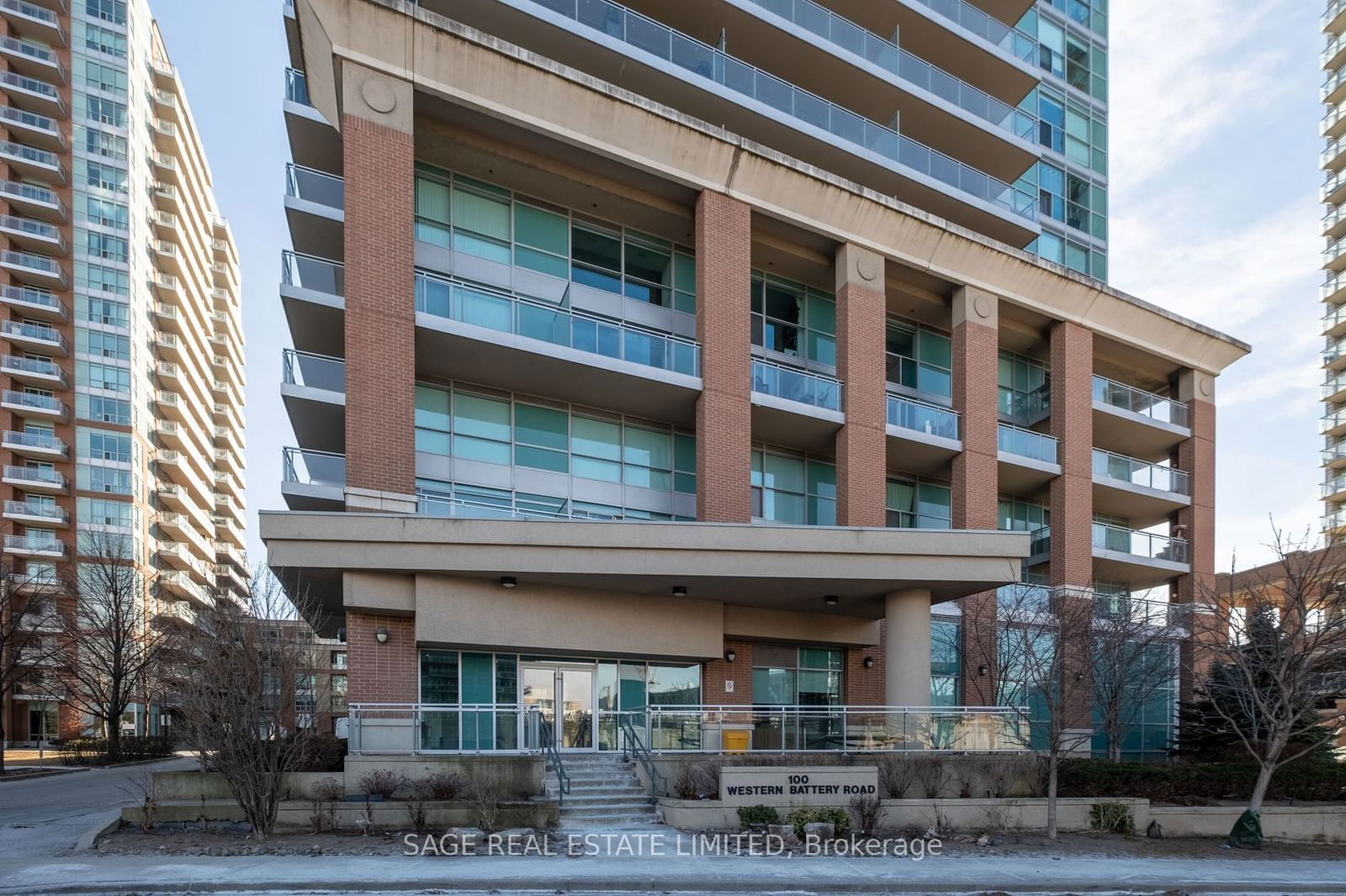 Vibe at Liberty Village, West End, Toronto