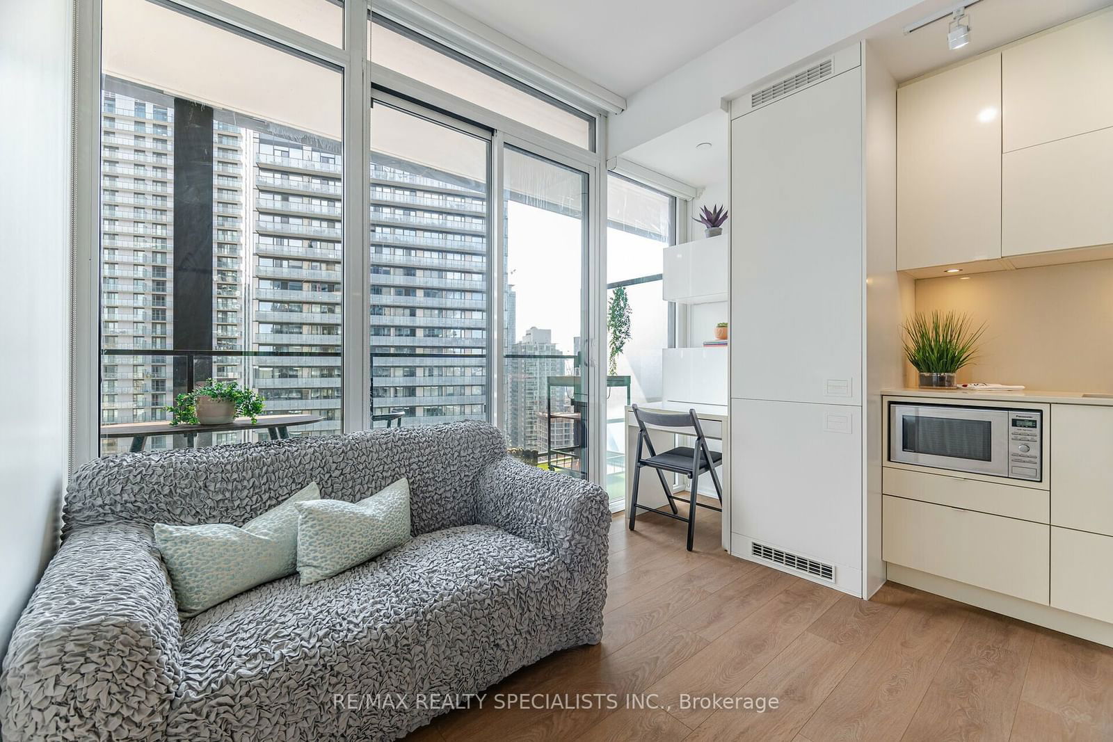 125 Peter St, unit 3012 for sale