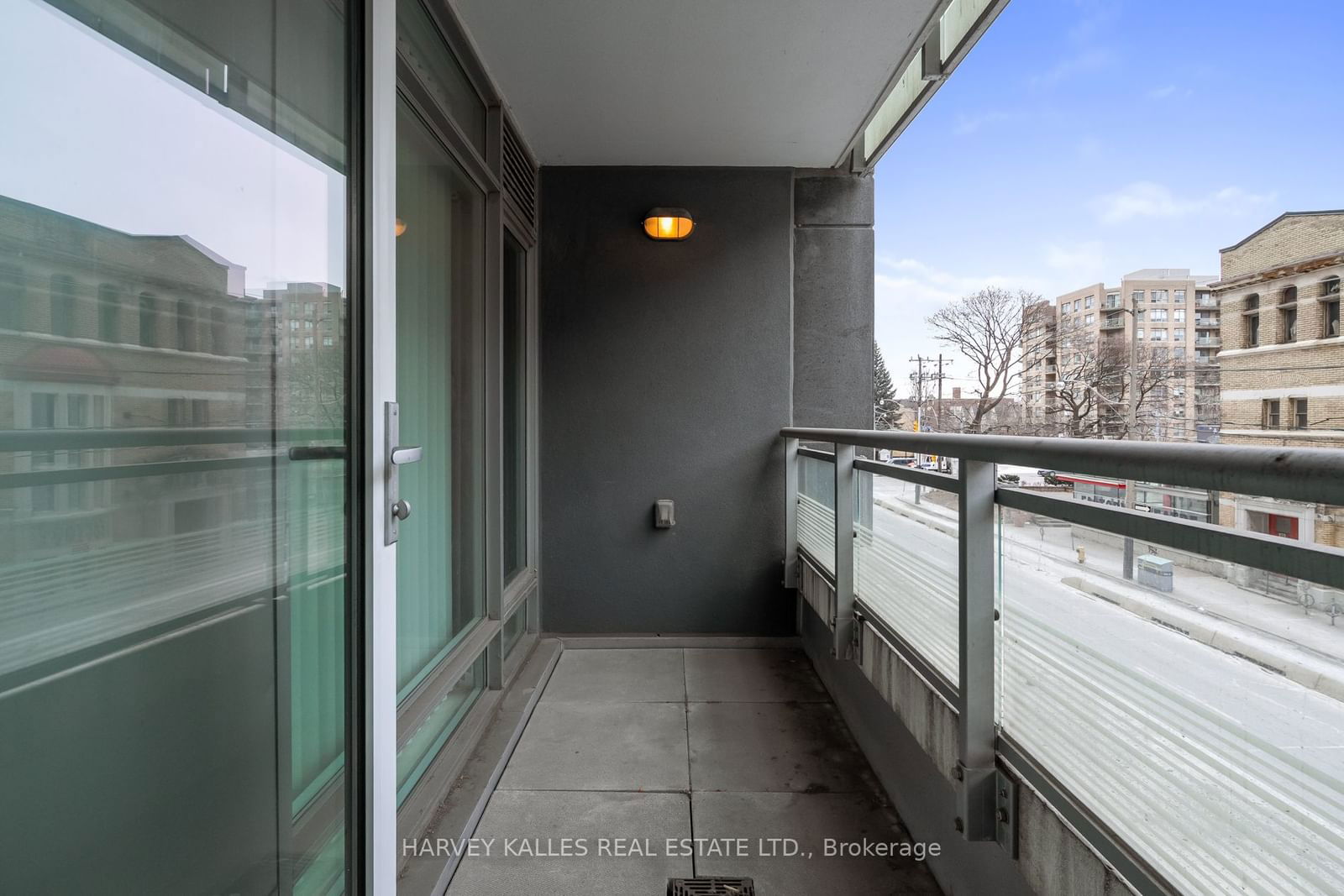 525 Adelaide St W, unit 209 for sale