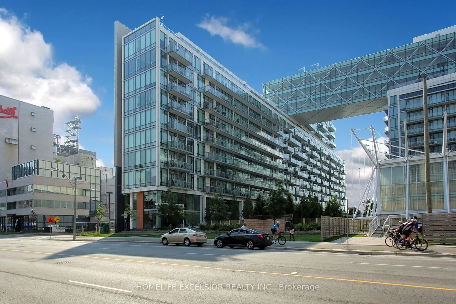 39 Queens Quay E, unit 631 for rent