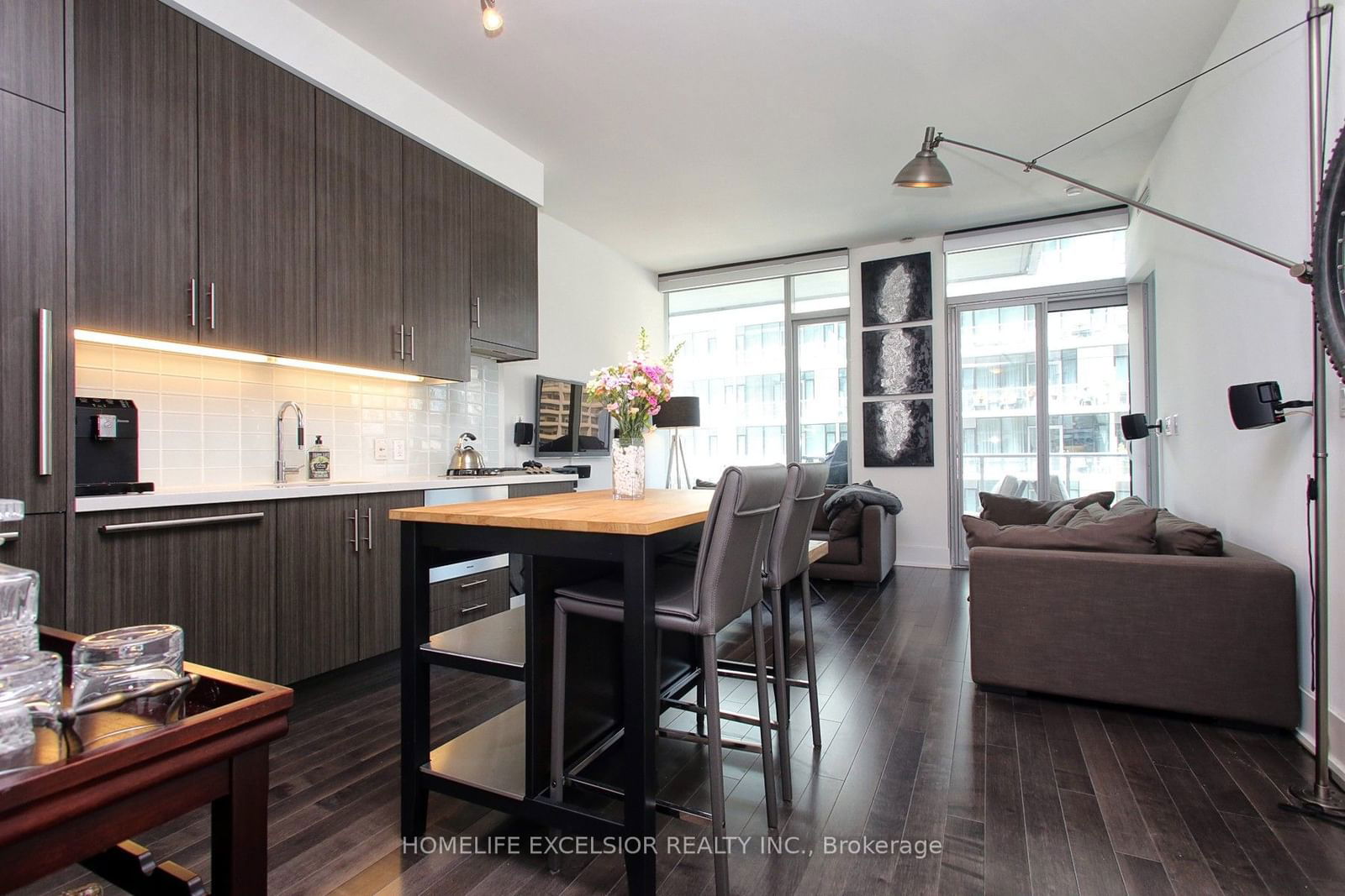 39 Queens Quay E, unit 631 for rent