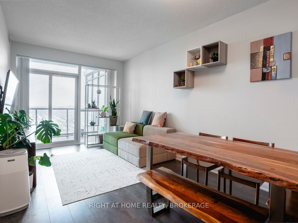 5162 Yonge St, unit LPH605 for rent