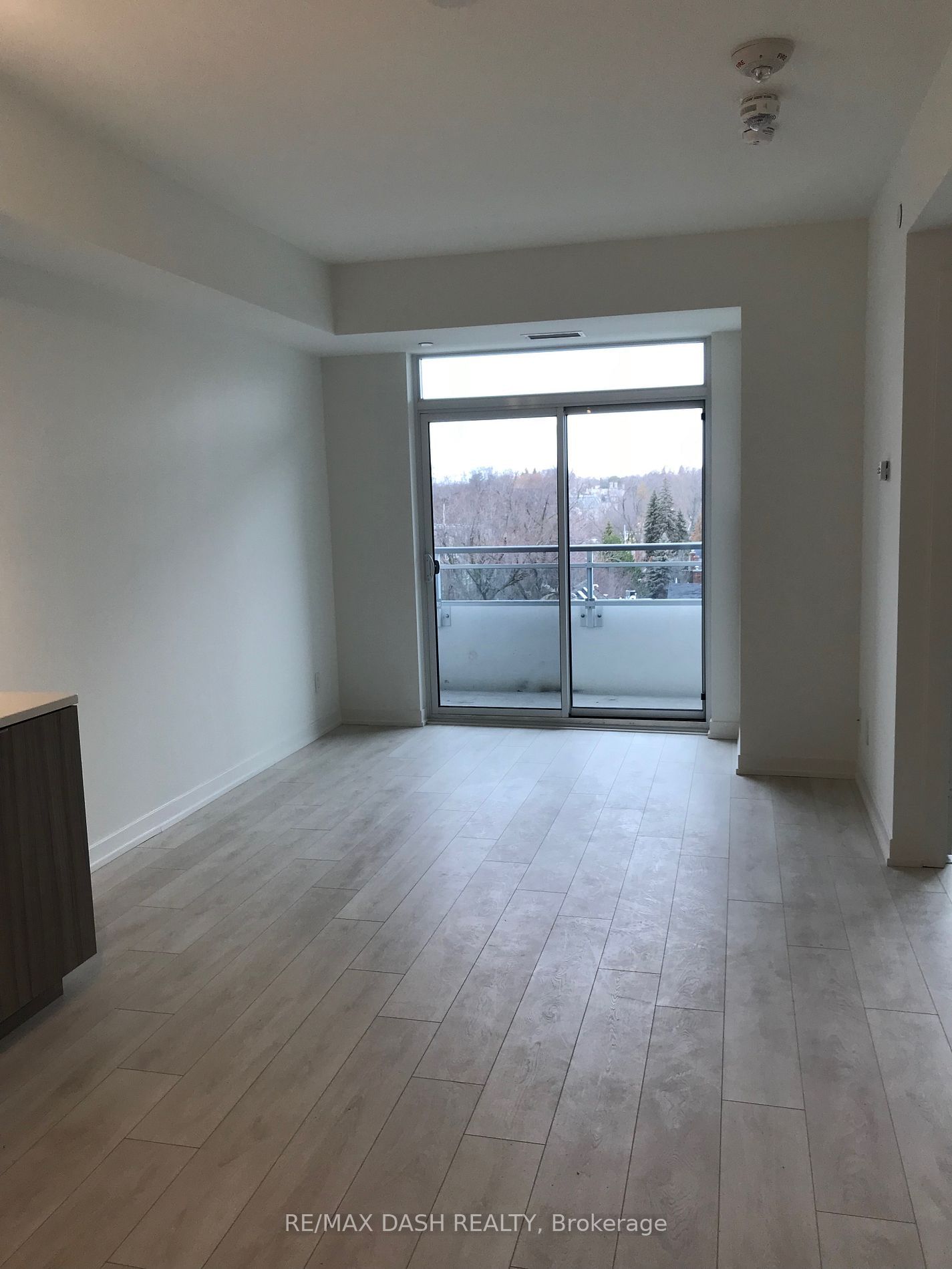 223 St Clair Ave W, unit 608 for rent