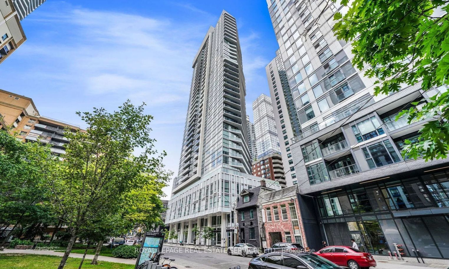 77 Mutual St, unit 3407 for rent