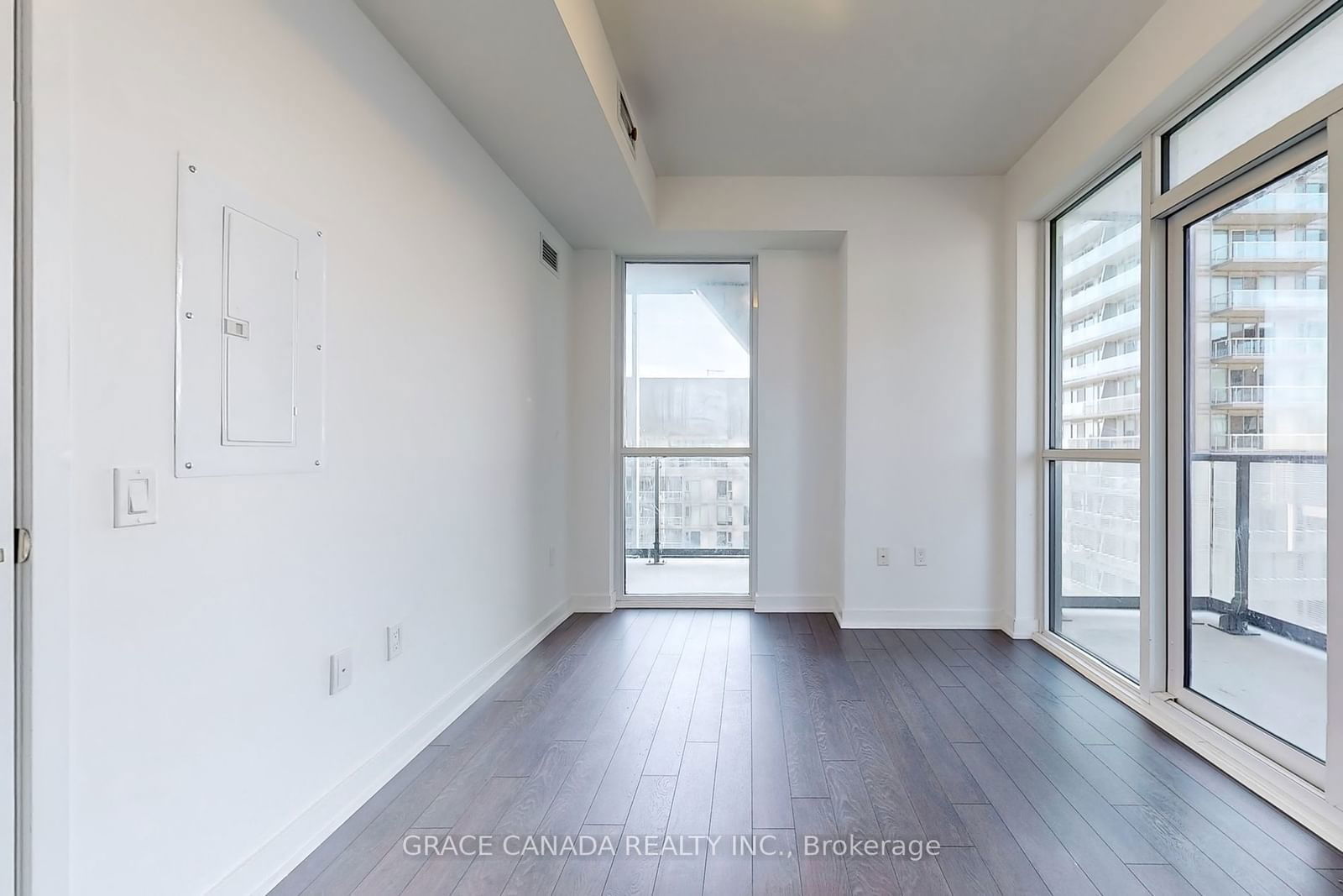 50 Ordnance St, unit 2602 for sale