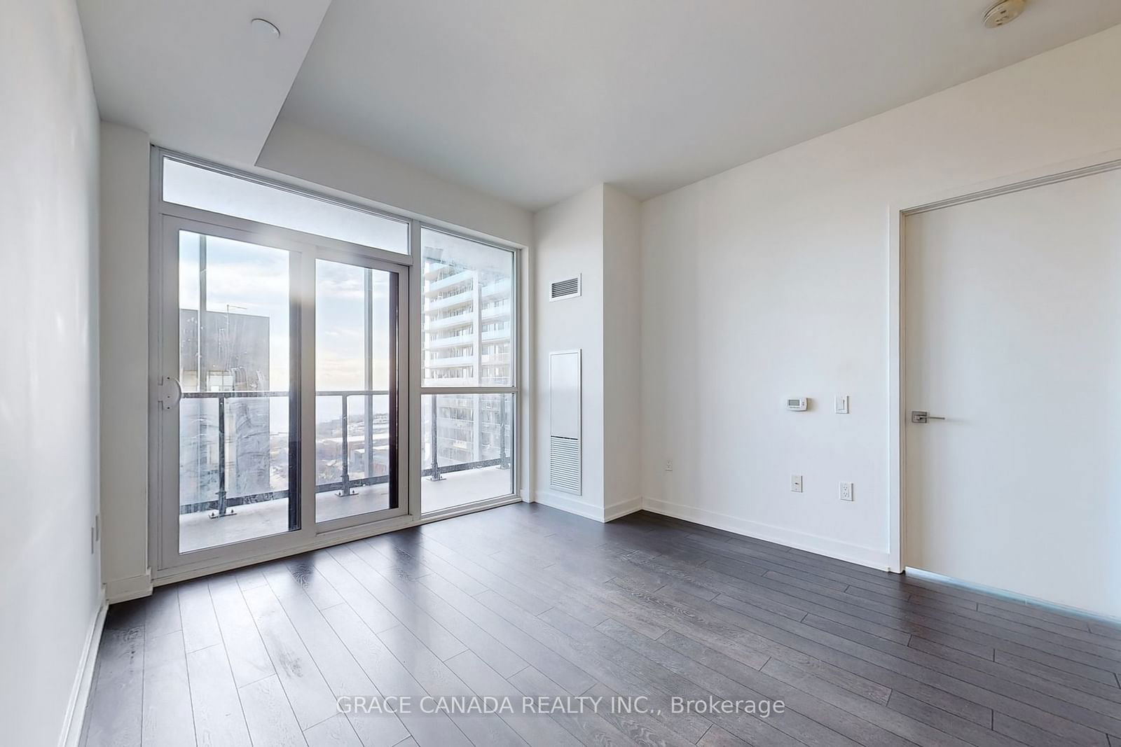 50 Ordnance St, unit 2602 for sale