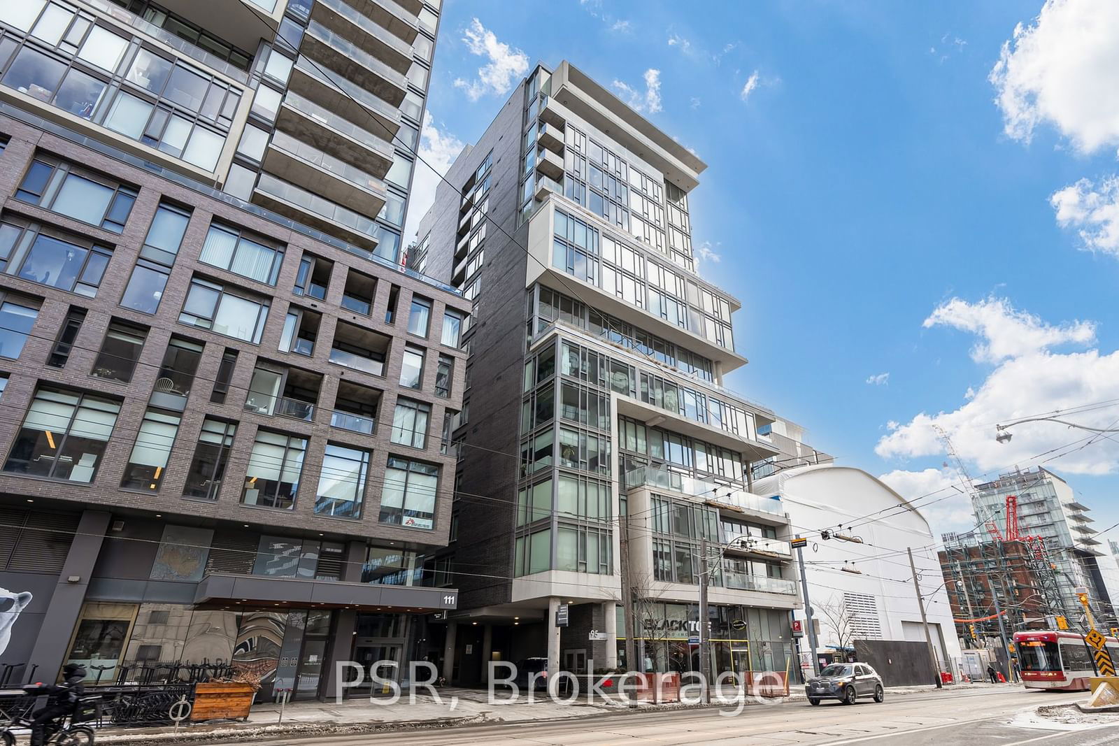 95 Bathurst St, unit 816 for rent