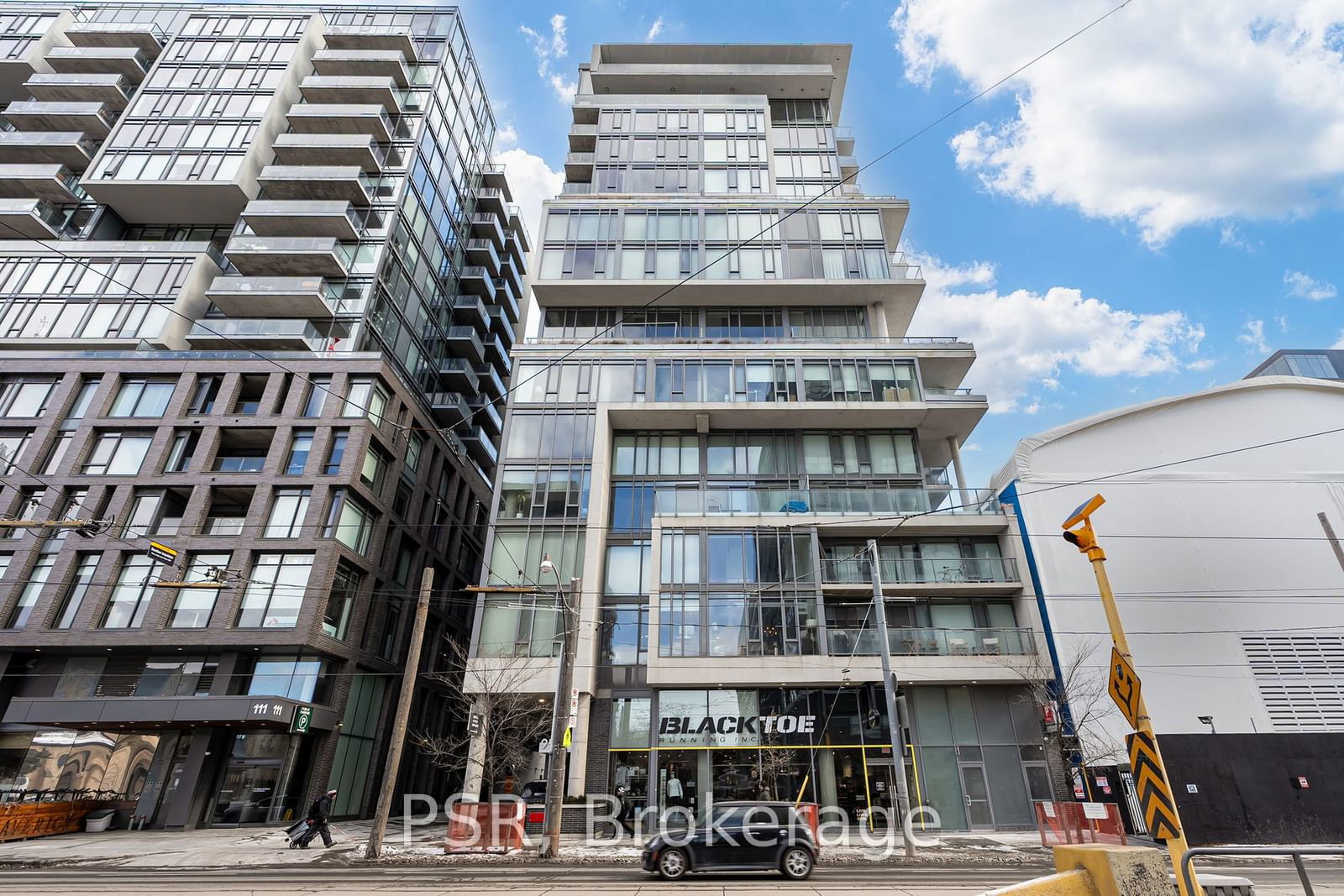 95 Bathurst St, unit 816 for rent