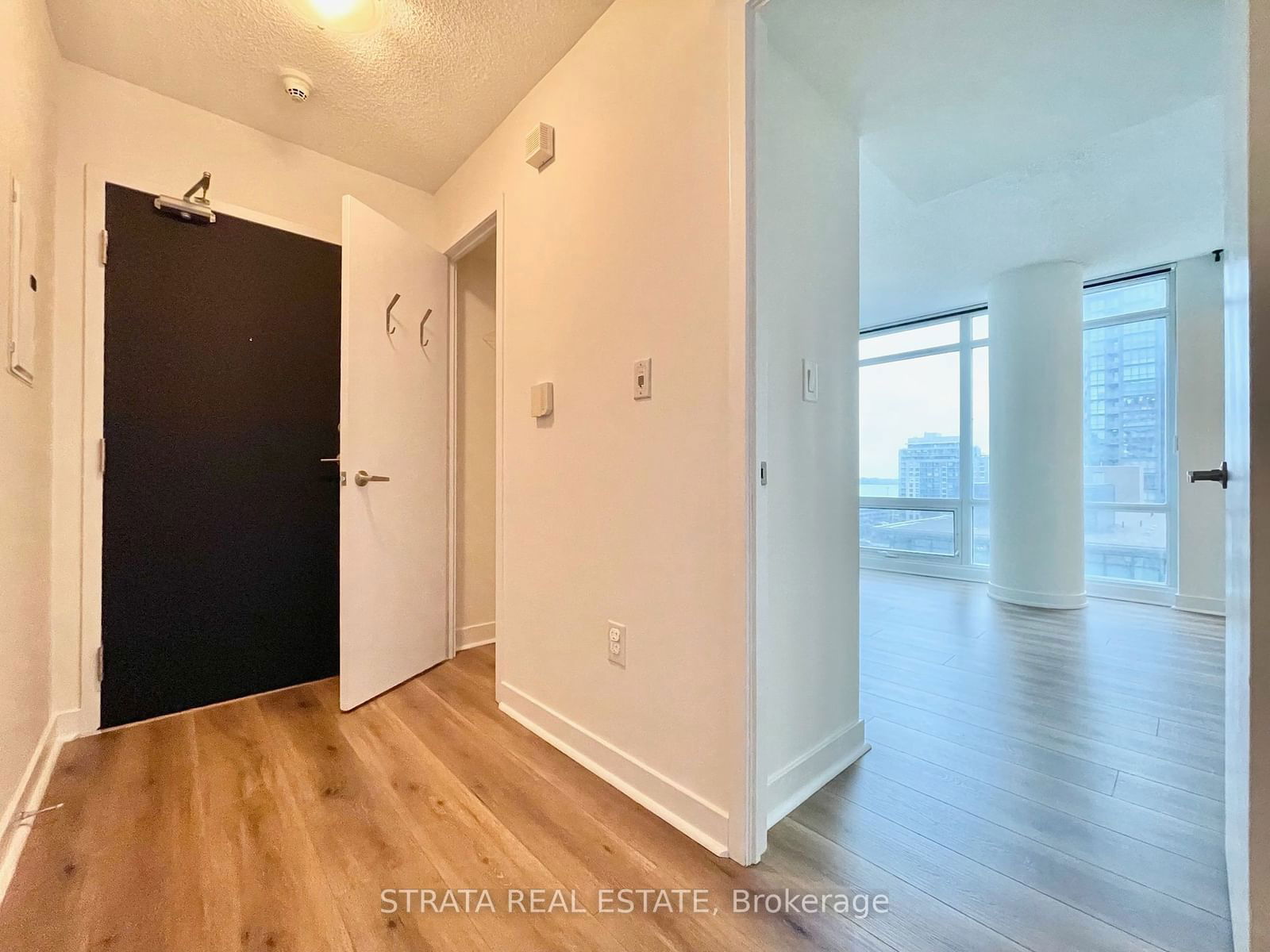 4K Spadina Ave, unit 920 for rent