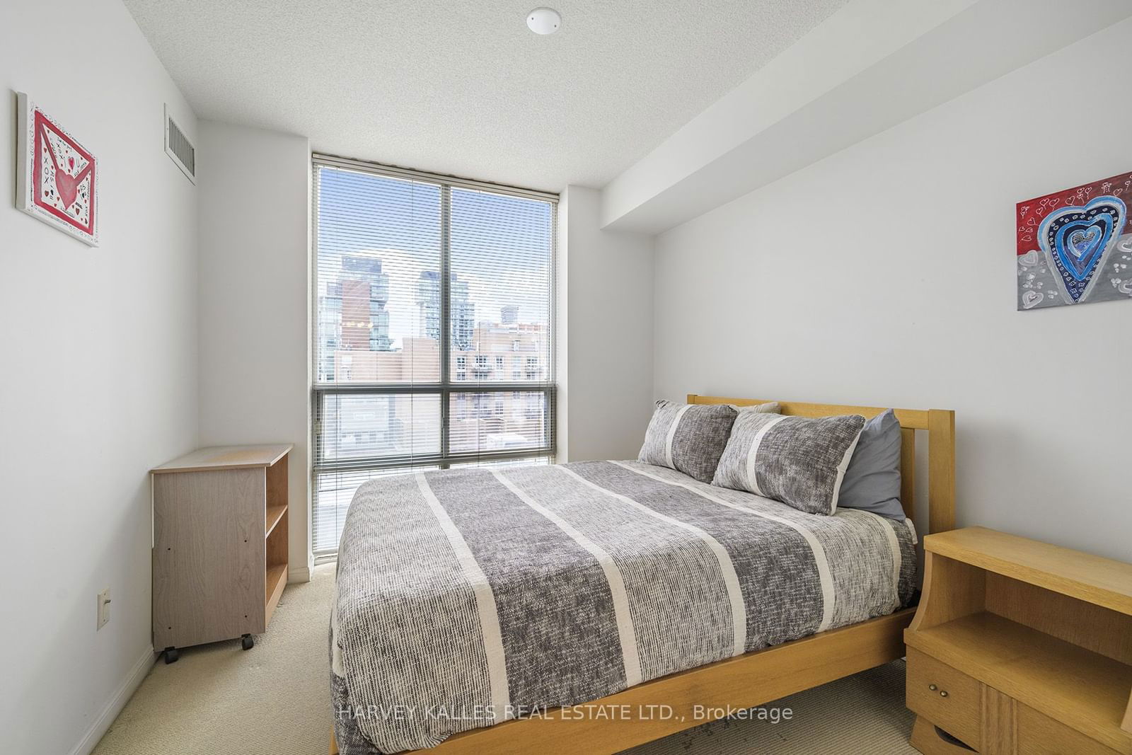 311 Richmond St E, unit 1009 for sale