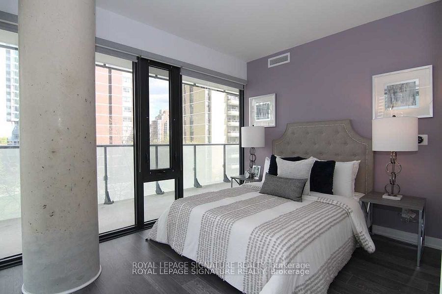 185 Roehampton Ave, unit 303 for sale