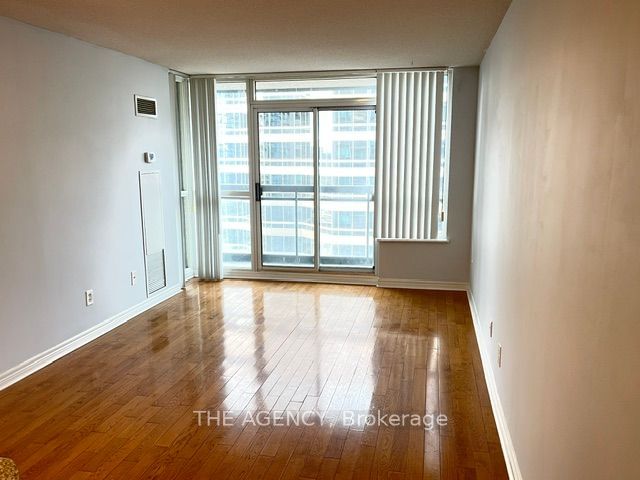 18 Parkview Ave, unit 1601 for rent