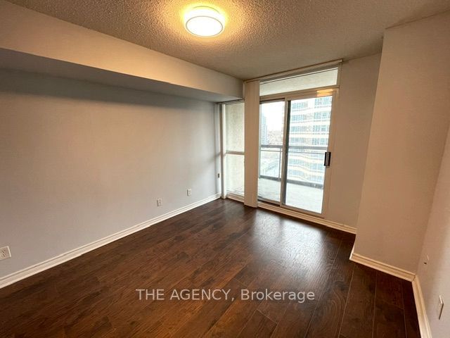 18 Parkview Ave, unit 1601 for rent