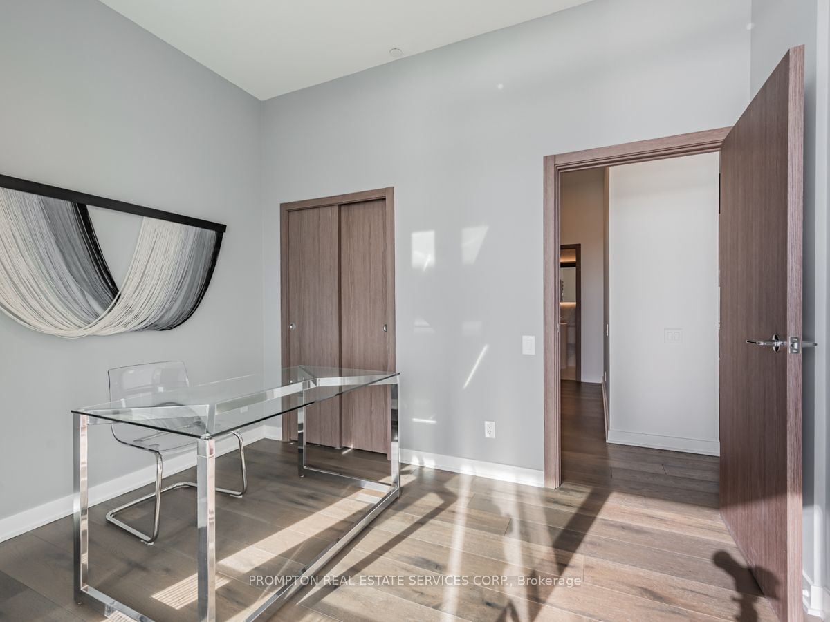 17 Bathurst St, unit PH03 for sale