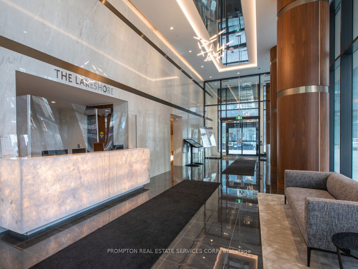 17 Bathurst St, unit PH03 for sale