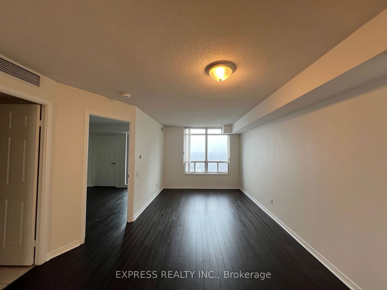 8 Hillcrest Ave, unit 1918 for rent