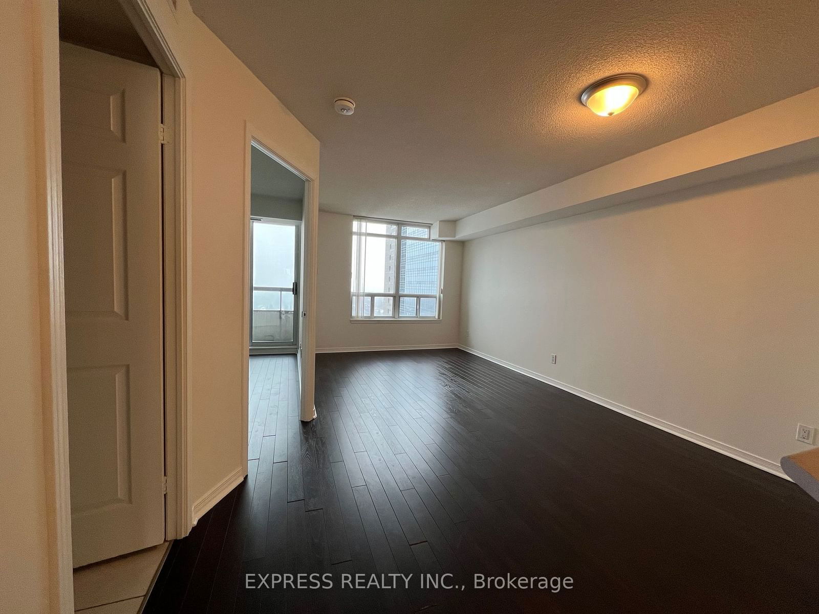 8 Hillcrest Ave, unit 1918 for rent