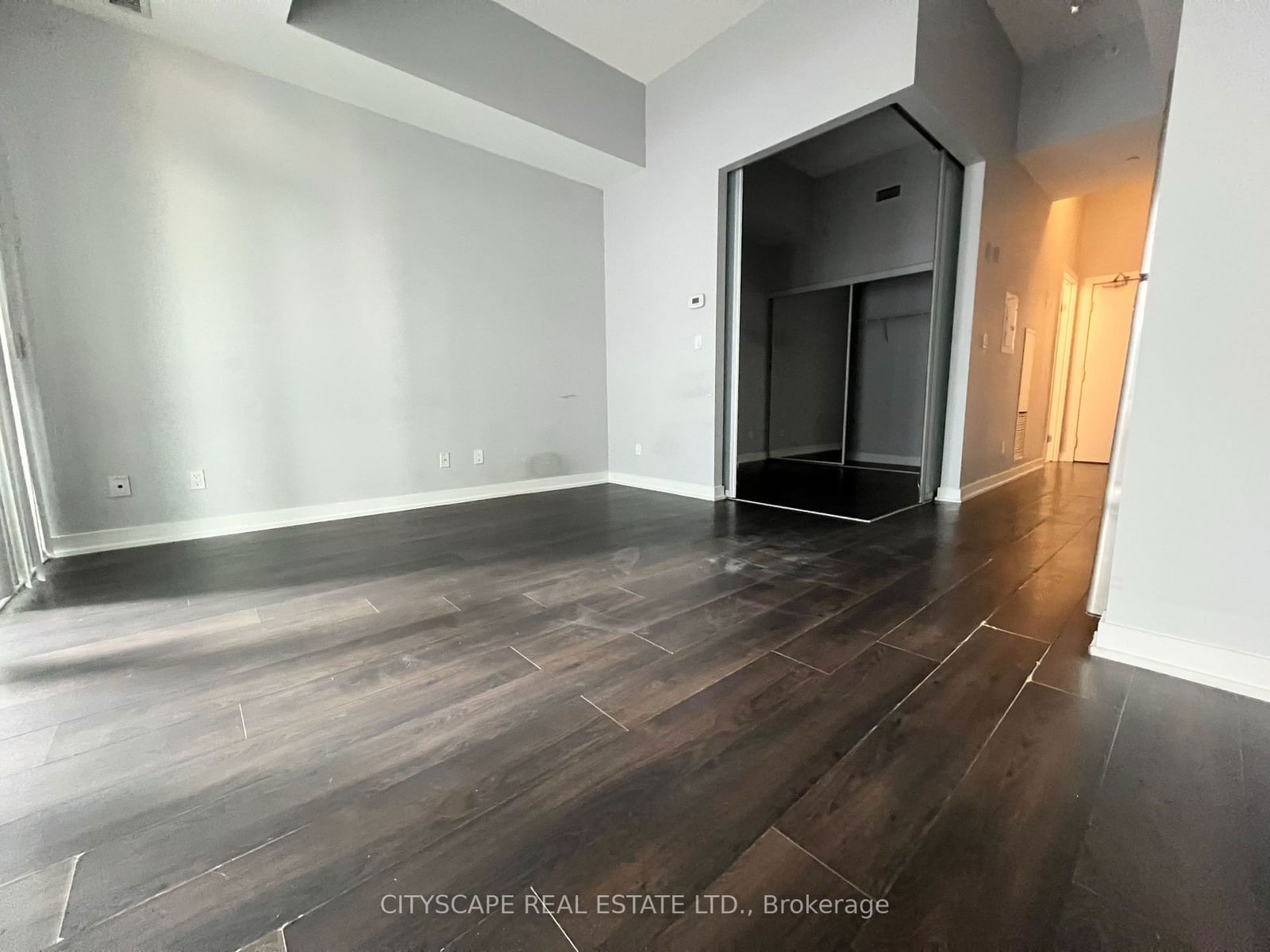 20 Bruyeres Mews, unit 615 for rent