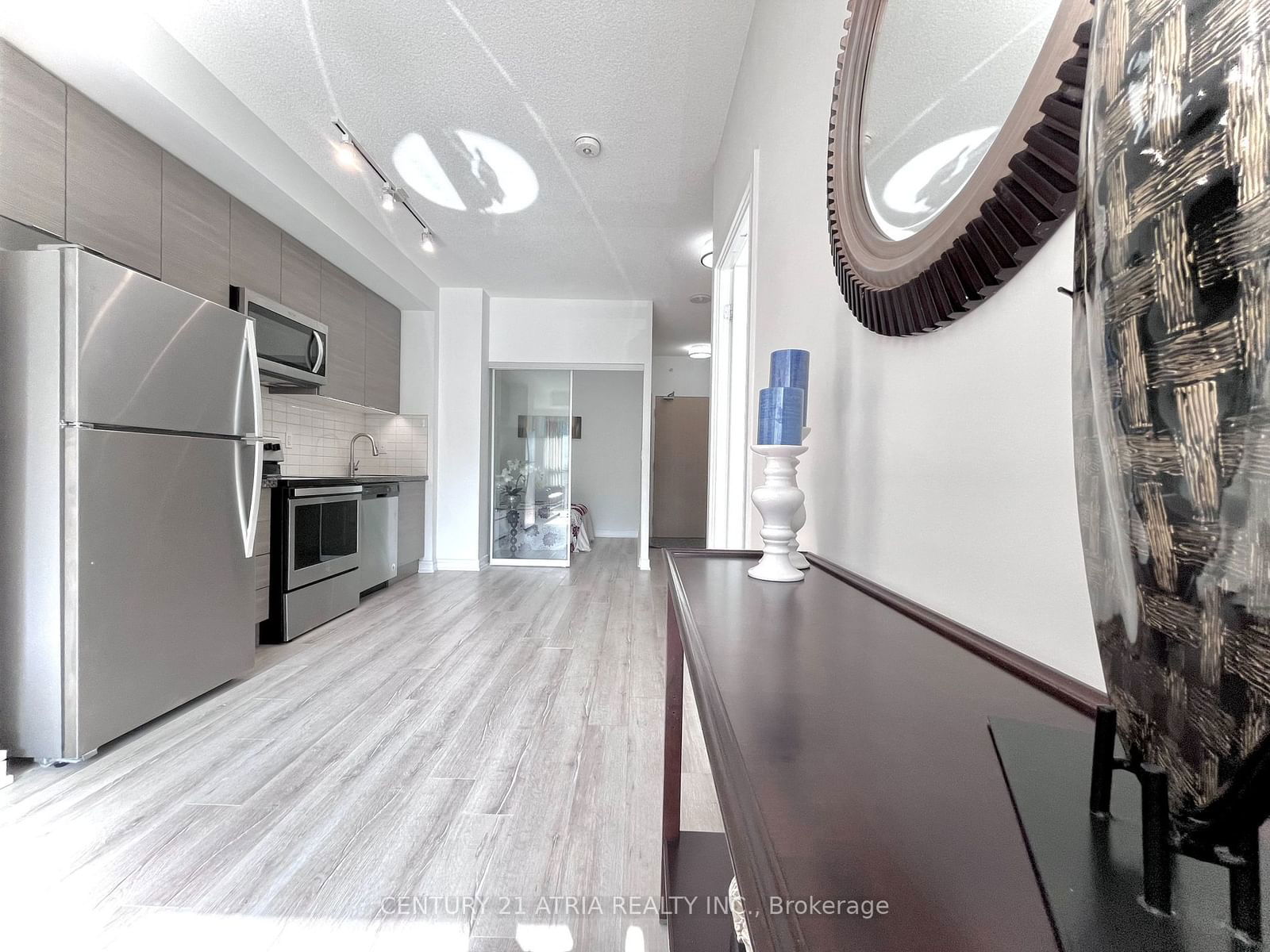 621 Sheppard Ave E, unit 228 for rent