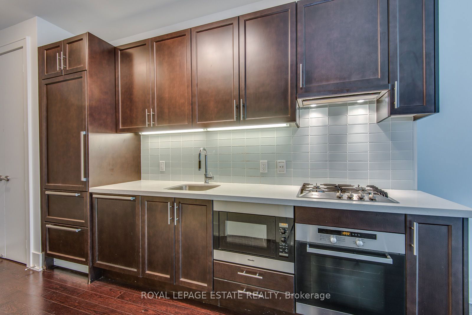 39 Queens Quay E, unit 329 for rent