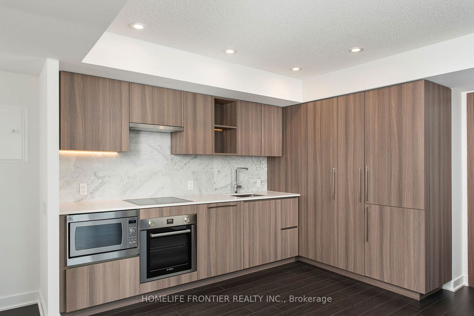 19 Bathurst St, unit 1103 for rent