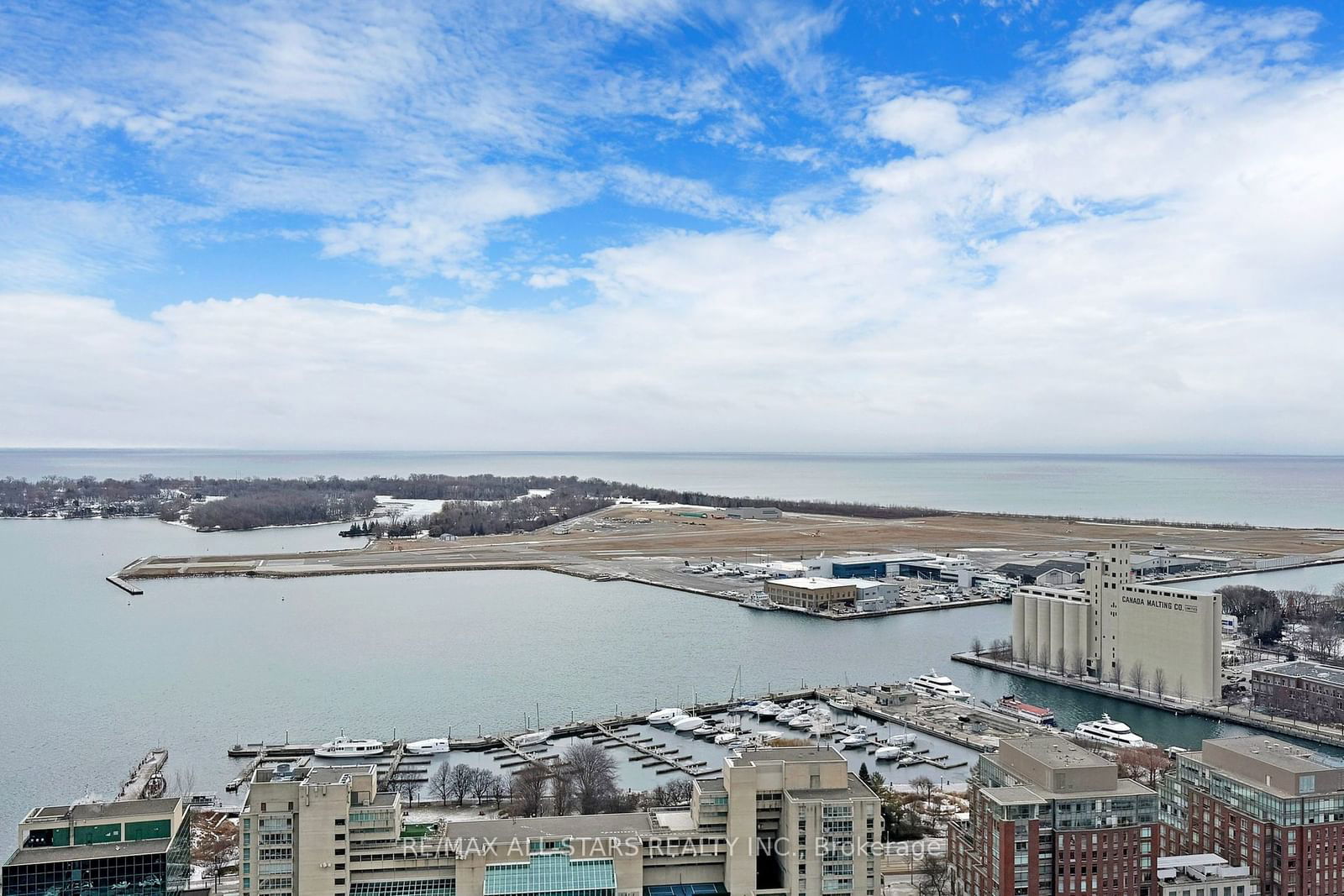 15 Fort York Blvd, unit 4211 for sale