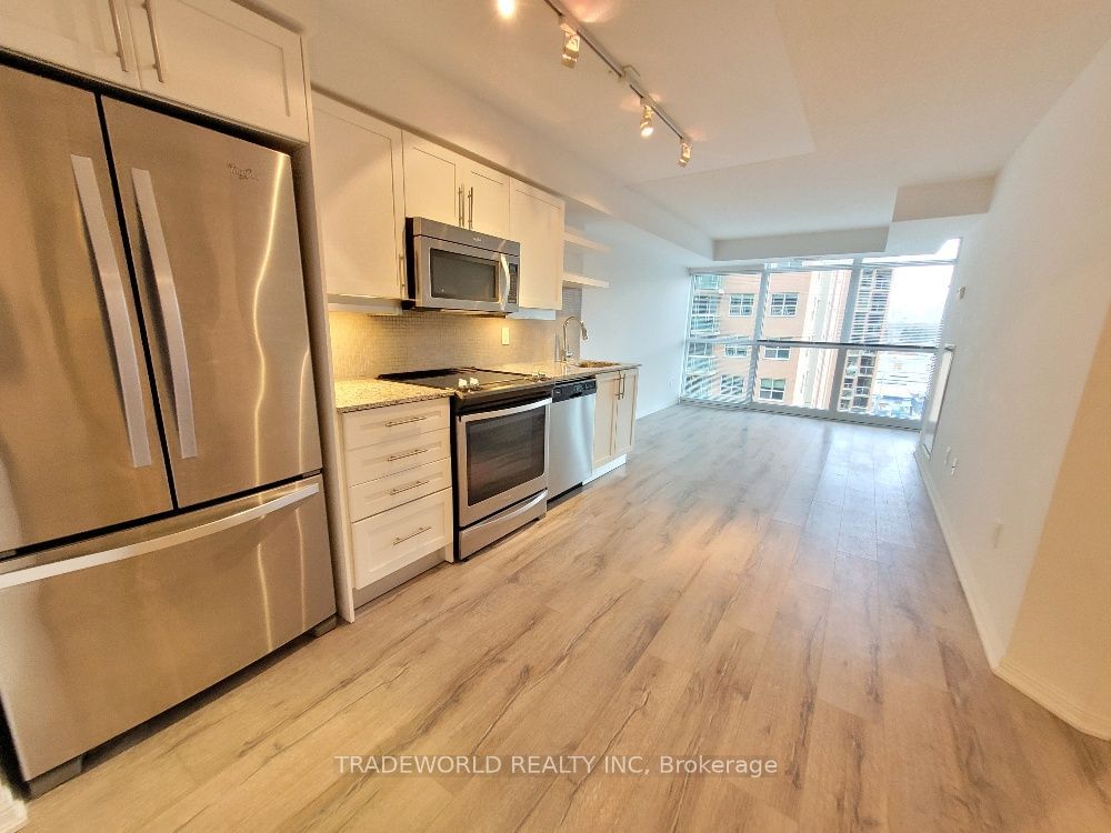 400 Adelaide St E, unit 814 for rent