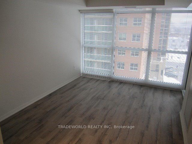 400 Adelaide St E, unit 814 for rent