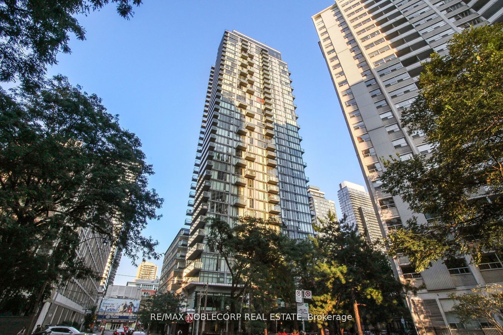 75 St Nicholas St, unit 301 for rent