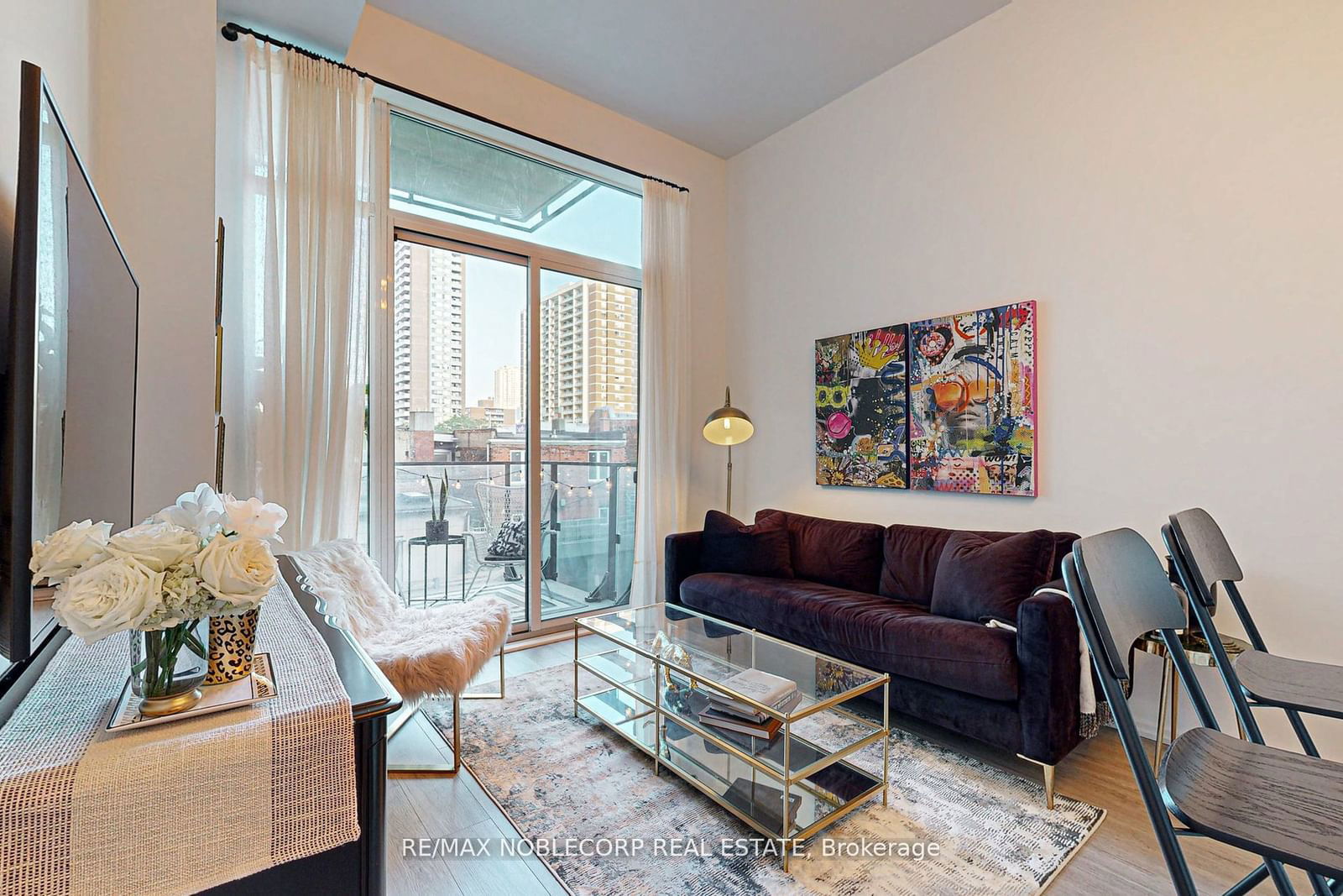 75 St Nicholas St, unit 301 for rent