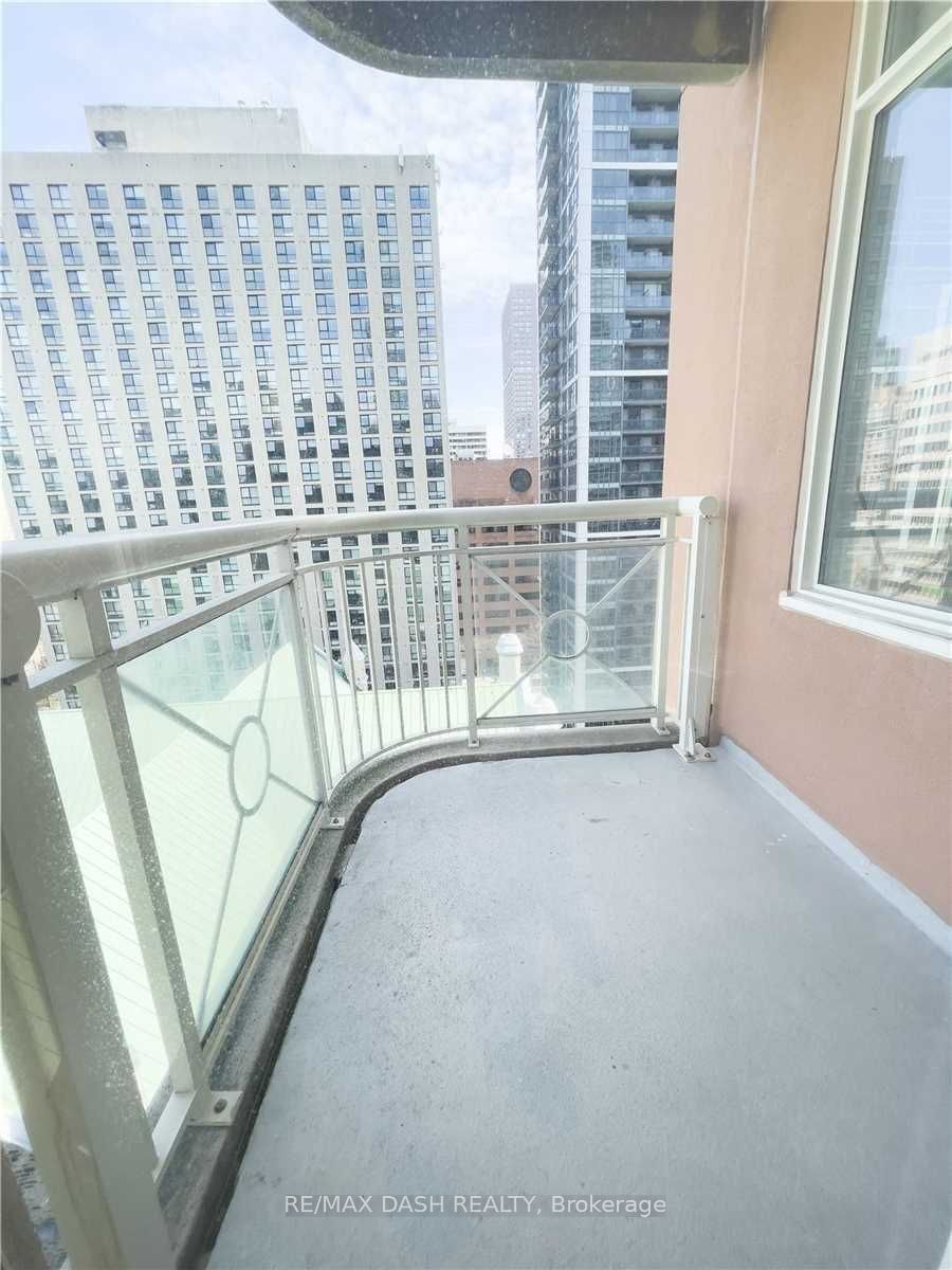 100 Hayden St, unit 1506 for rent