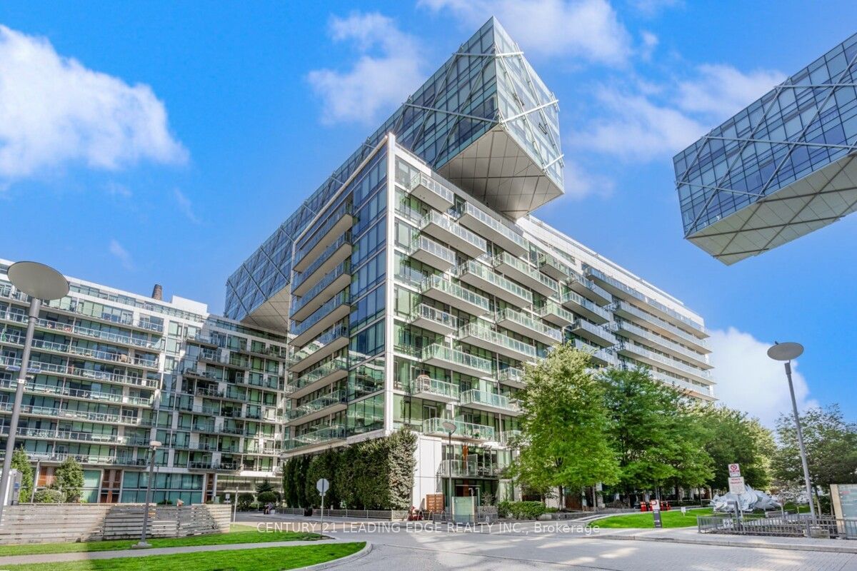 39 QUEENS Quay E, unit 1211 for sale