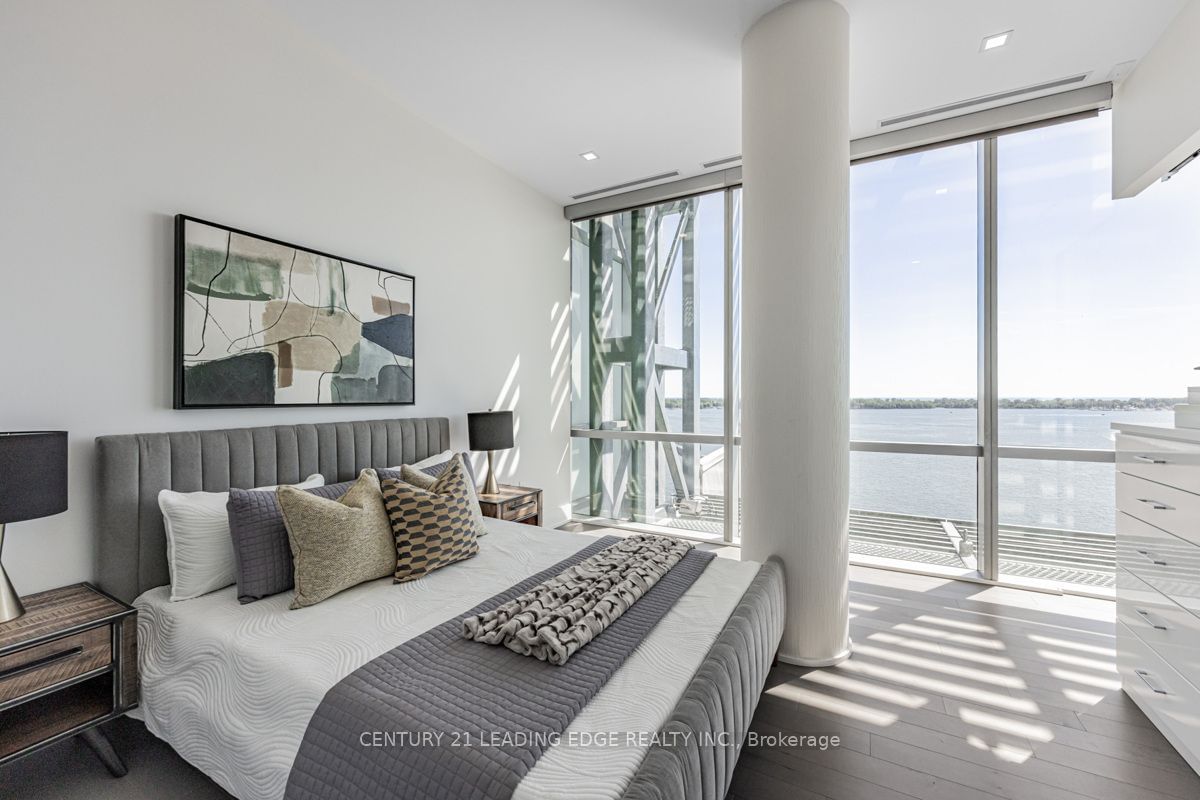 39 QUEENS Quay E, unit 1211 for sale