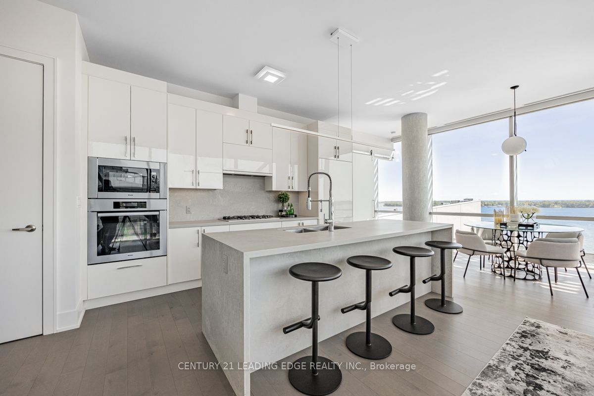 39 QUEENS Quay E, unit 1211 for sale