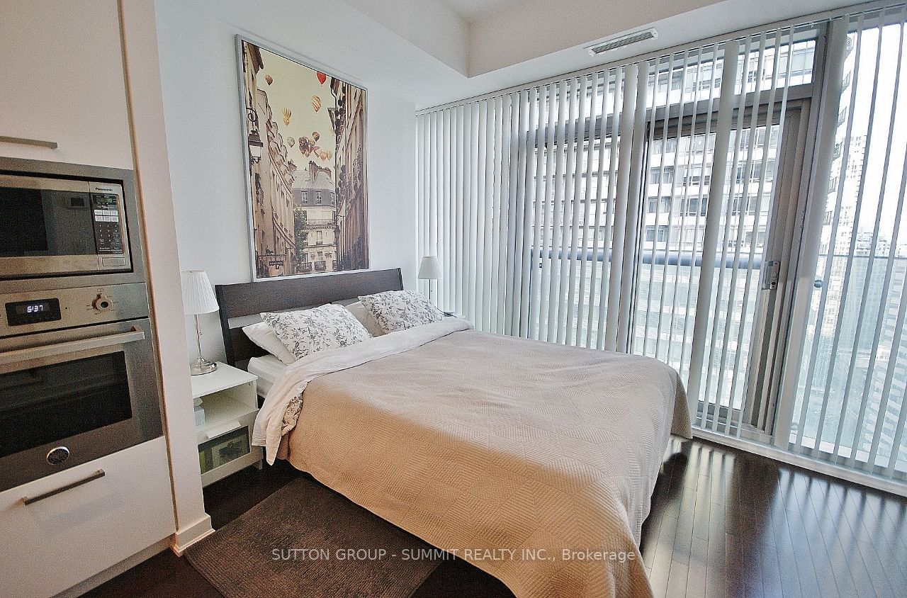 14 YORK St, unit 3001 for sale