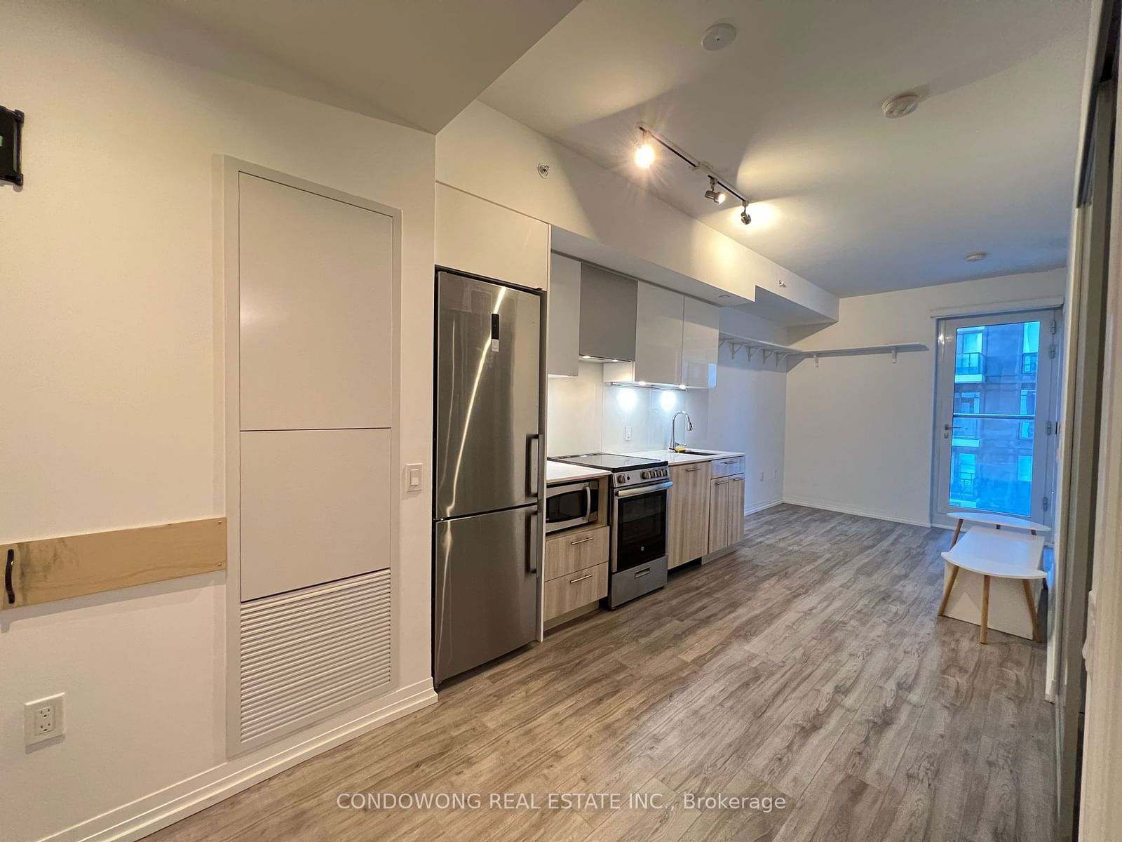 251 Jarvis St, unit 939 for rent