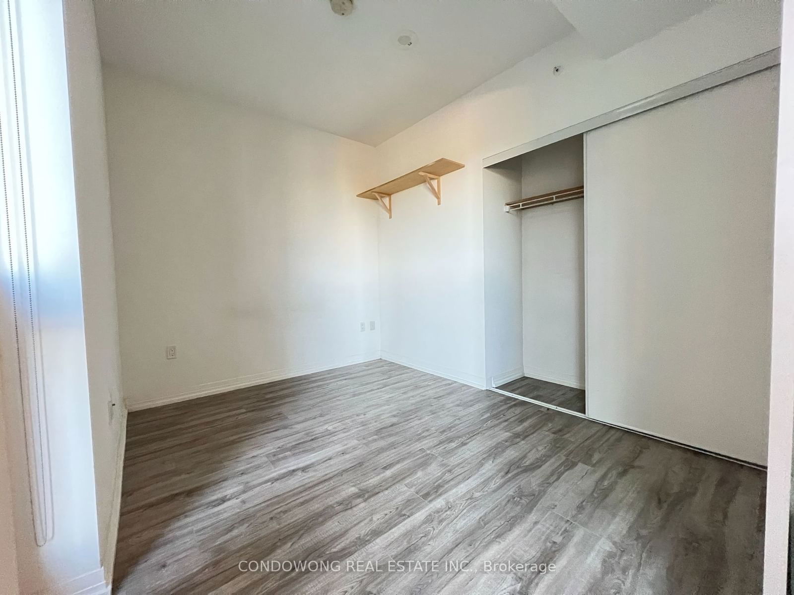 251 Jarvis St, unit 939 for rent