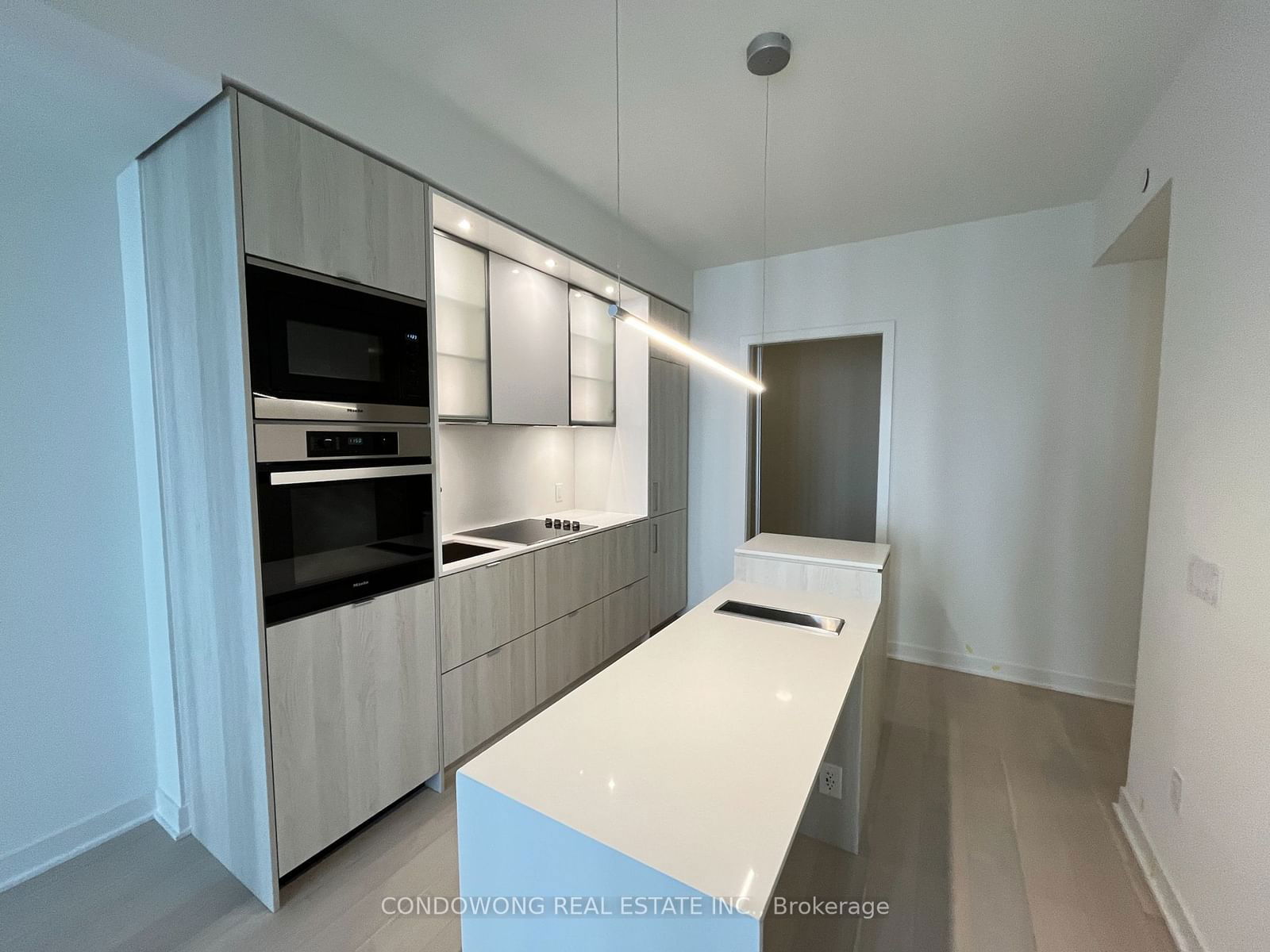 11 Yorkville Ave, unit 1107 for rent