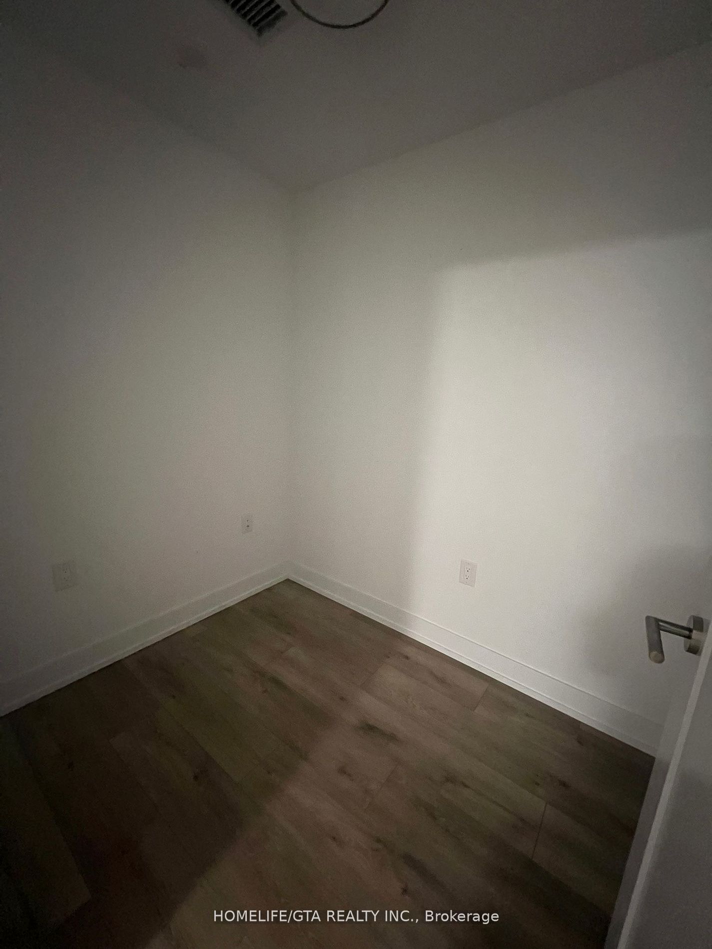 585 Bloor St E, unit 2524 for rent