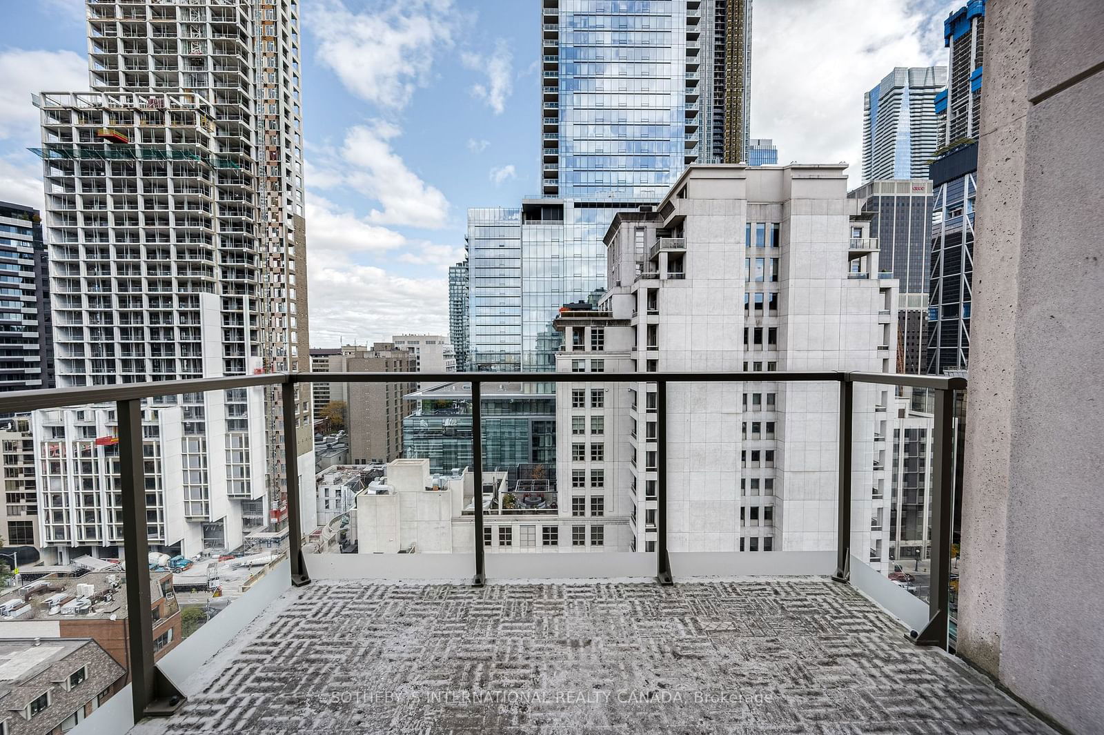 80 & 100 Yorkville Residences, Downtown, Toronto