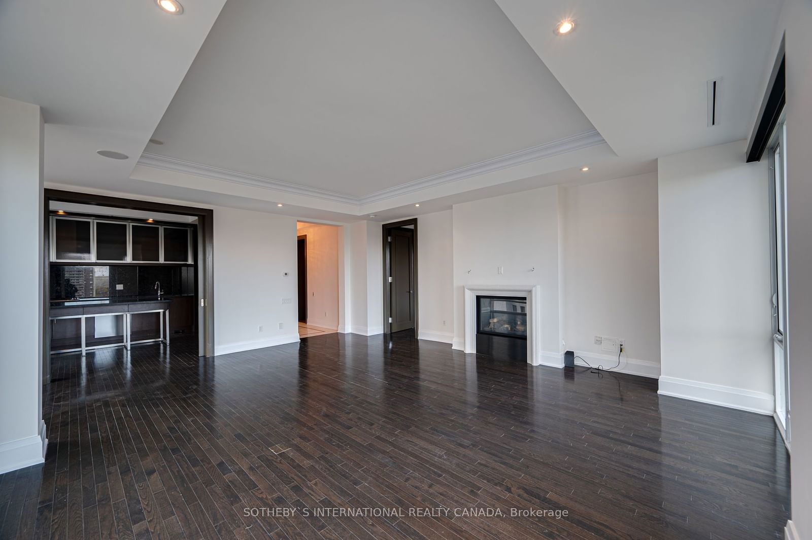 80 Yorkville Ave, unit 1402 for sale