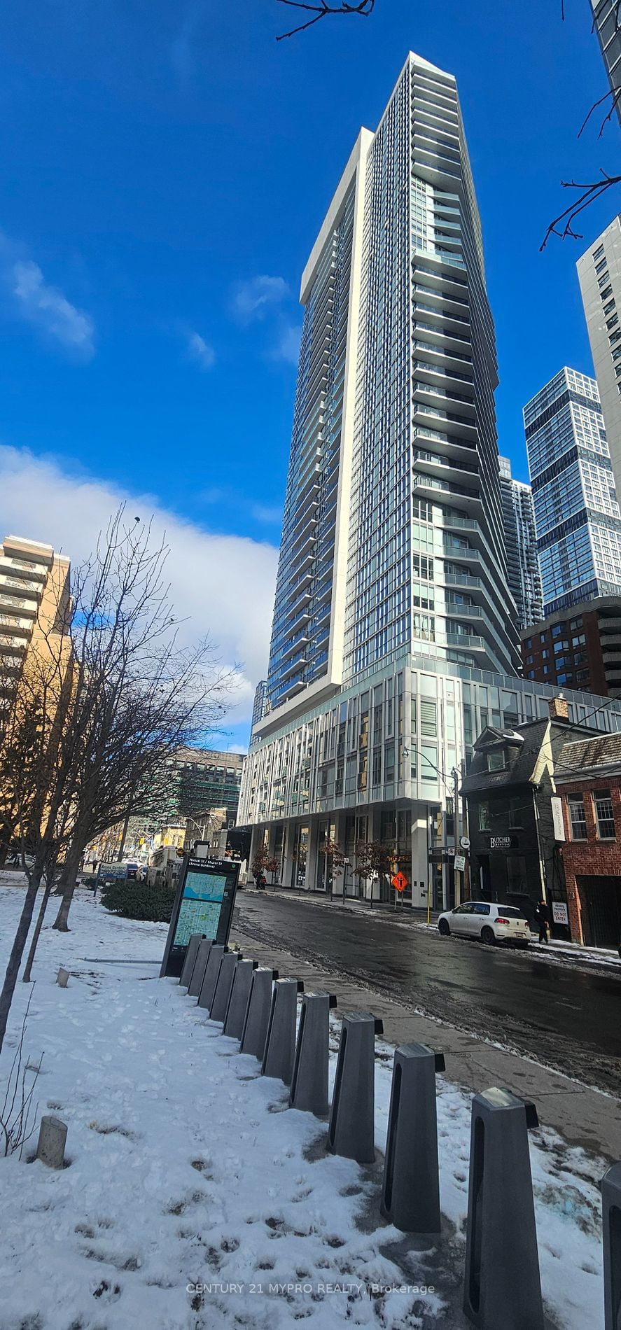 77 Mutual St S, unit 2311 for rent