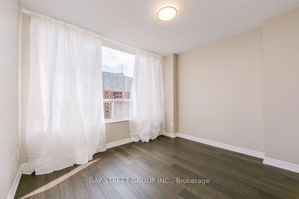 43 Eglinton Ave E, unit 1709 for rent